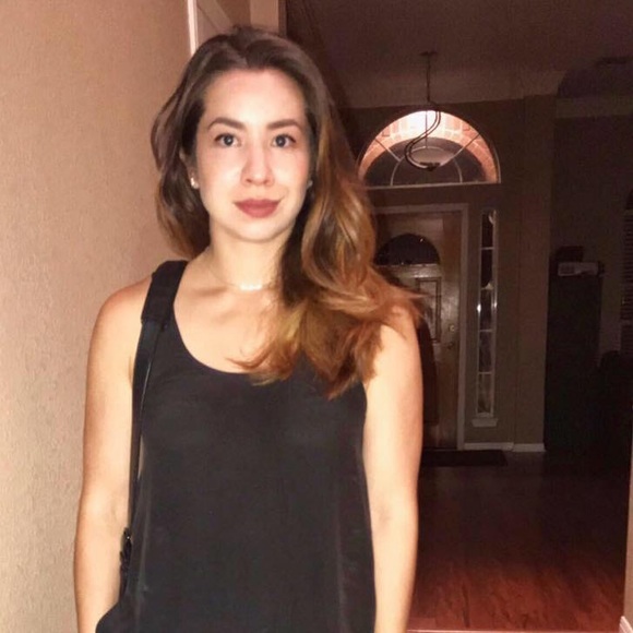 Meet the Posher, Sophie - Picture 1 of 2